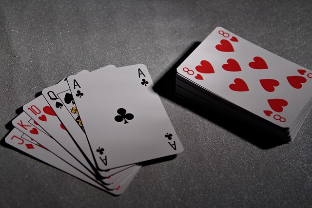 Explore the must-have features of modern online casinos, including game variety, mobile compatibility, secure payments, fair bonuses, and responsible gaming tools.